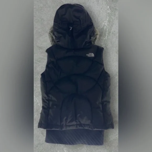 The North Face Puffer Vest Prodigy 600 Goose Down SM Fur hood - Picture 8 of 8
